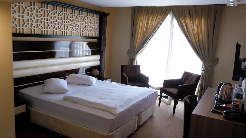 Classic 4 Person Room/Double Room With 2 beds