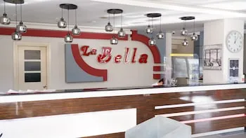 Hotel La Bella Soma