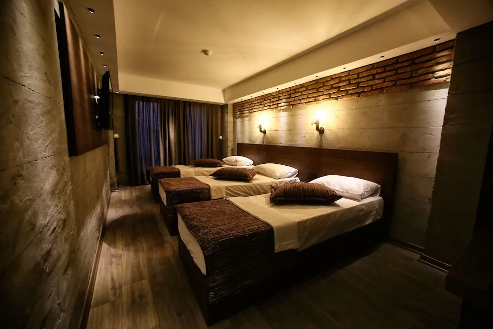Economy Twin Room (Without Window)