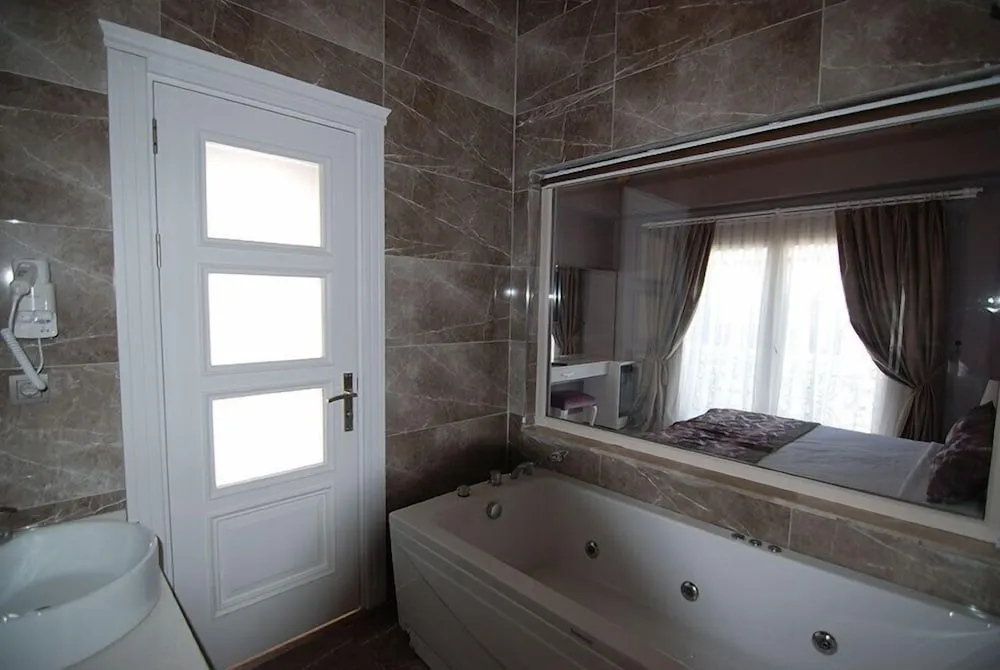 Design Oda, Havuz Manzaralı