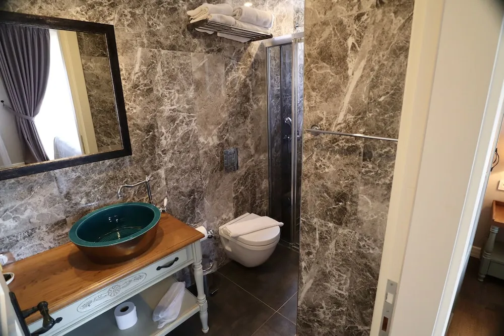 Deluxe Tek Büyük Yataklı Oda, Balkon