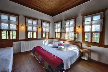 Dadibra Konak