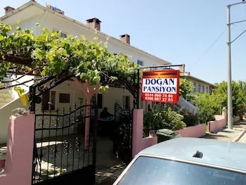 Doğan Pansiyon