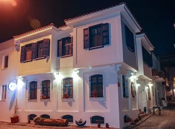 Necdet Kaptan Butik Otel