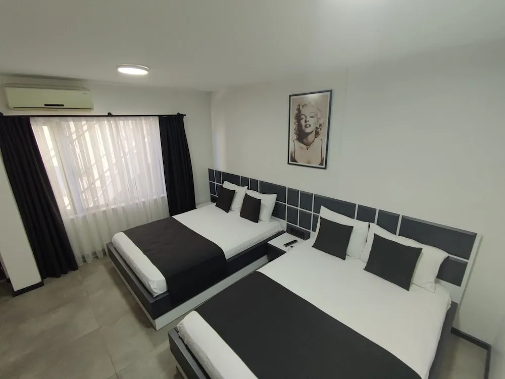 Family Dört Kişilik Oda