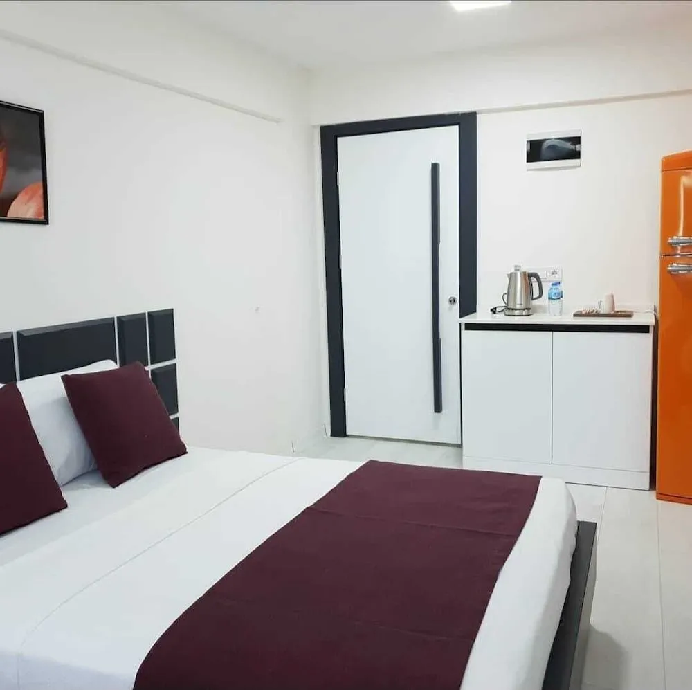 Deluxe Tek Büyük Yataklı Oda