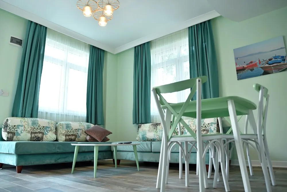 Apart Daire (1+1) 4 Kisilik