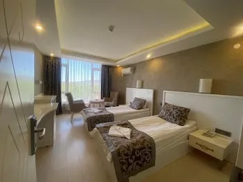 Firuze Beyaz Saray Otel