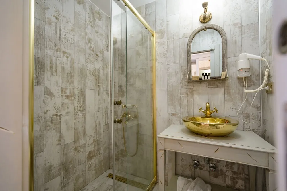 Classic Tek Büyük Yataklı Oda, 1 Büyük (Queen) Boy Yatak, Balkon