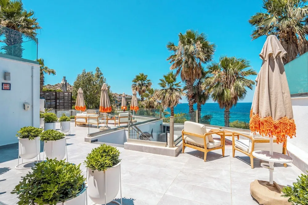 Deluxe Oda, Teras, Deniz Manzaralı