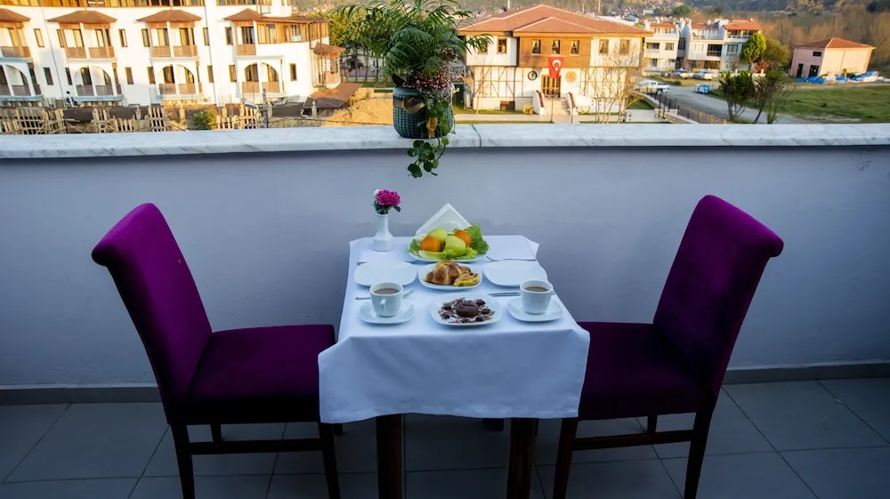 Superior Tek Büyük Yataklı Oda, Balkon