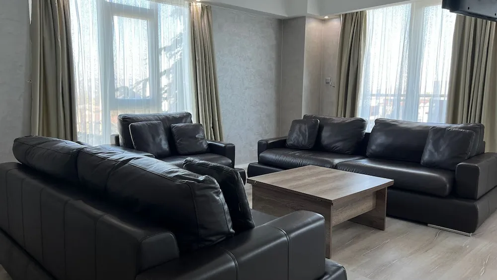 BALKONLU PRINCE SUITE