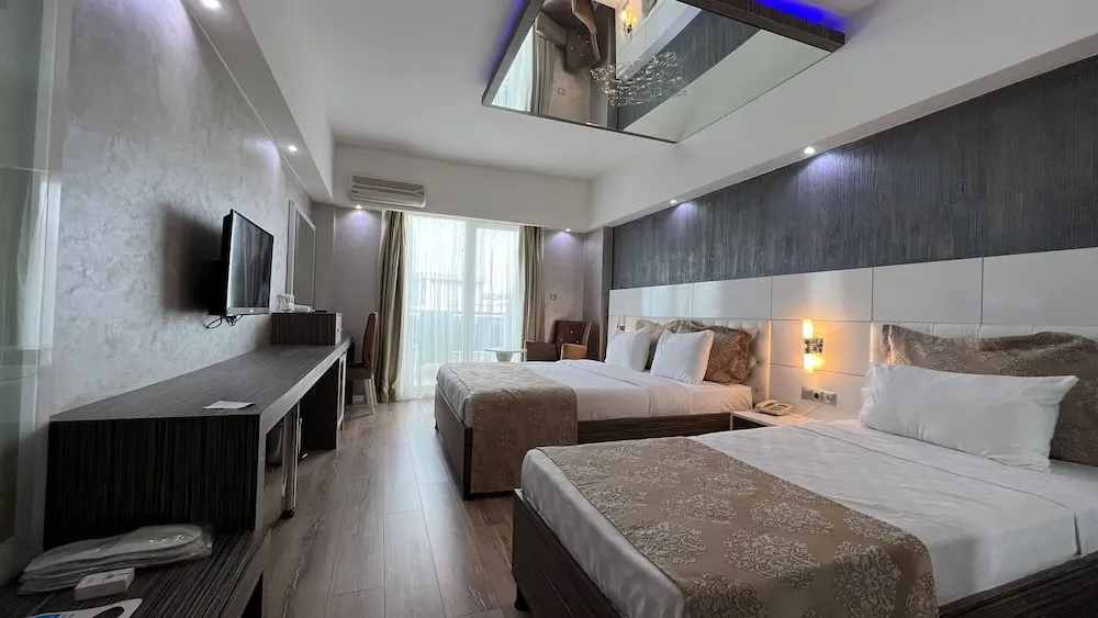 Deluxe Room with Balcony