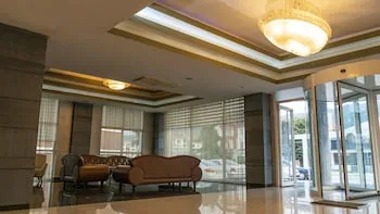 Mox Hotel