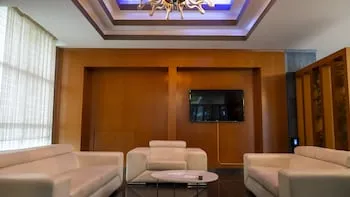 Mox Hotel