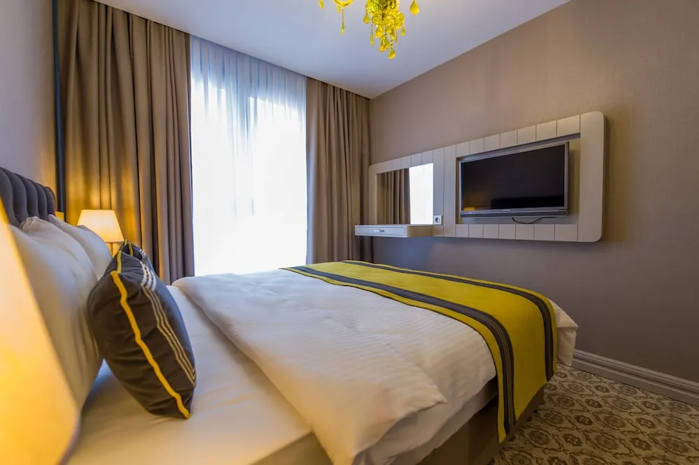 Standard Tek Büyük Yataklı Oda