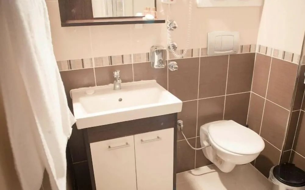 Family Üç Kişilik Oda