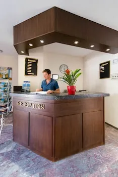 Ileri Hotel & Apartments