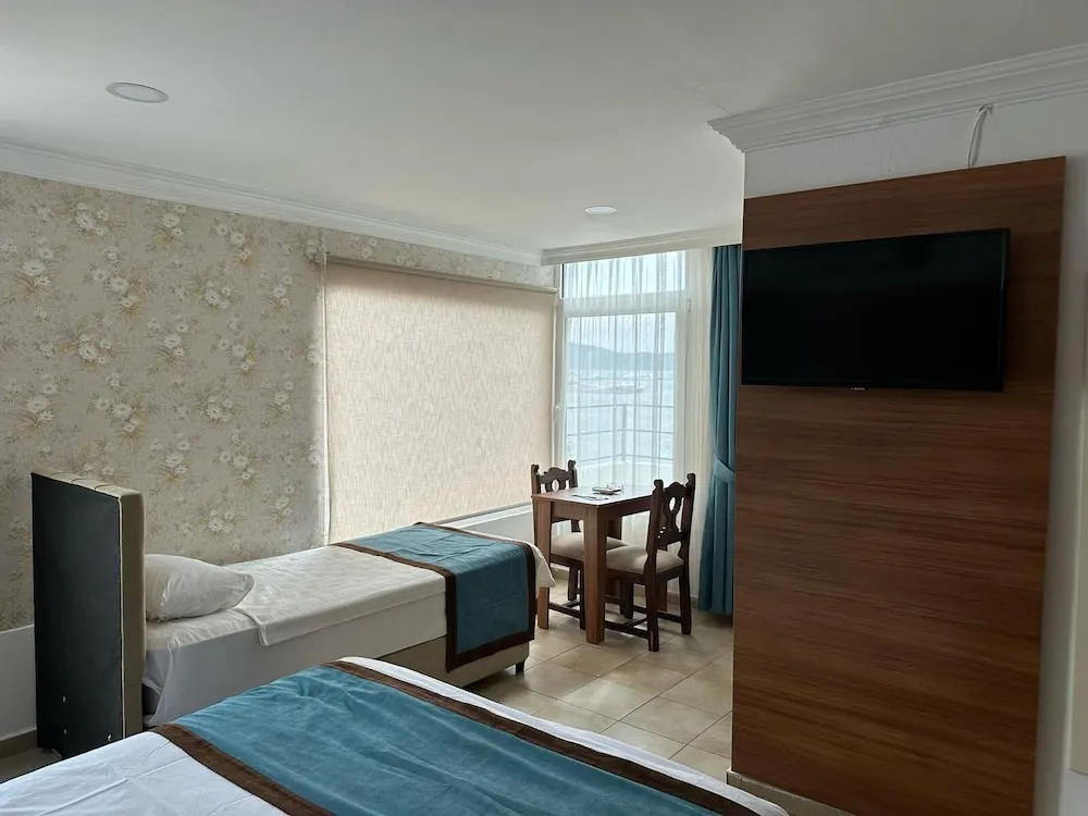 Luxury Üç Kişilik Oda, Deniz Manzaralı