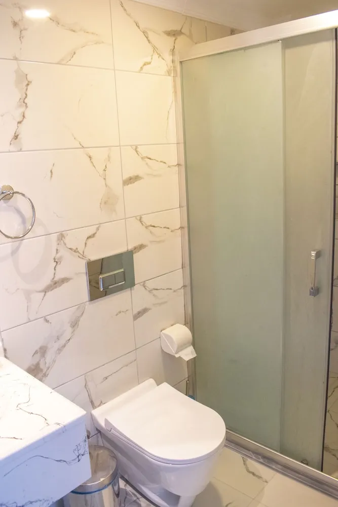 Superior Tek Büyük Yataklı Oda, 1 Çift Kişilik Yatak, Balkon/Veranda, Kısmi Deniz Manzaralı
