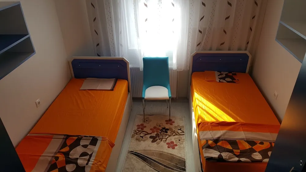 Standard İki Ayrı Yataklı Oda, Sadece erkekler için