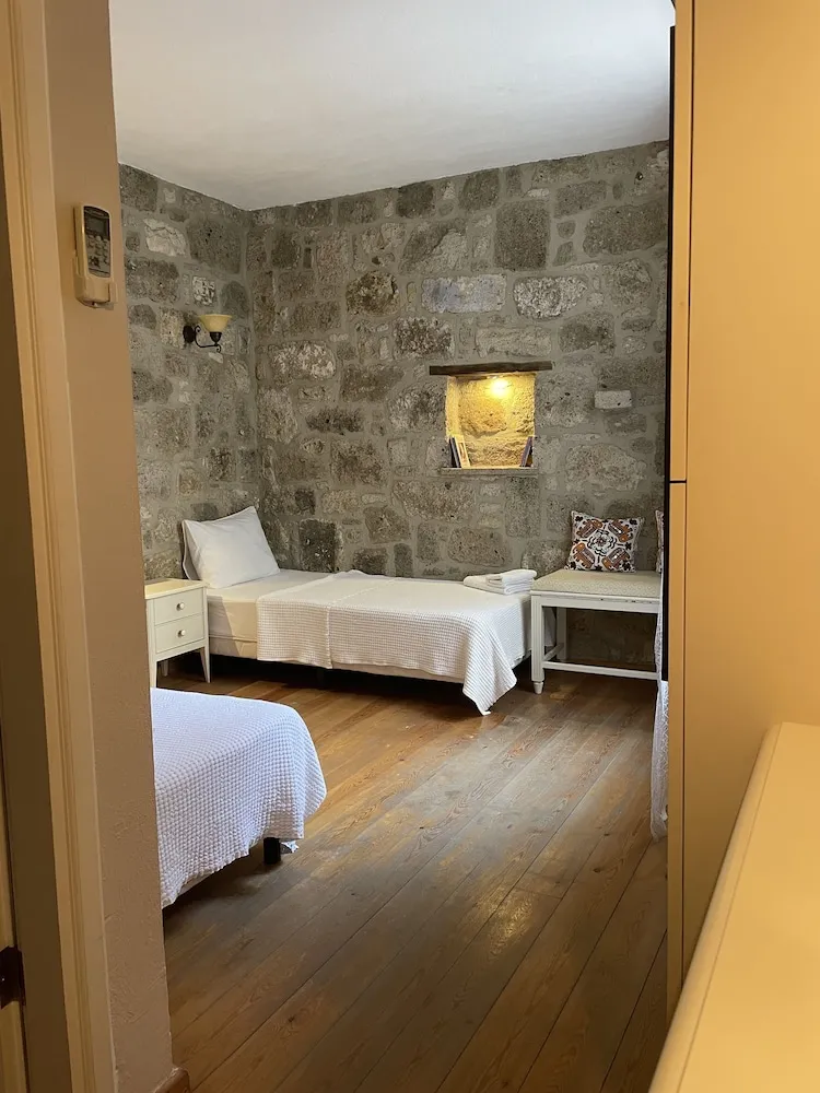 Standard Oda, 2 Tek Kişilik Yatak