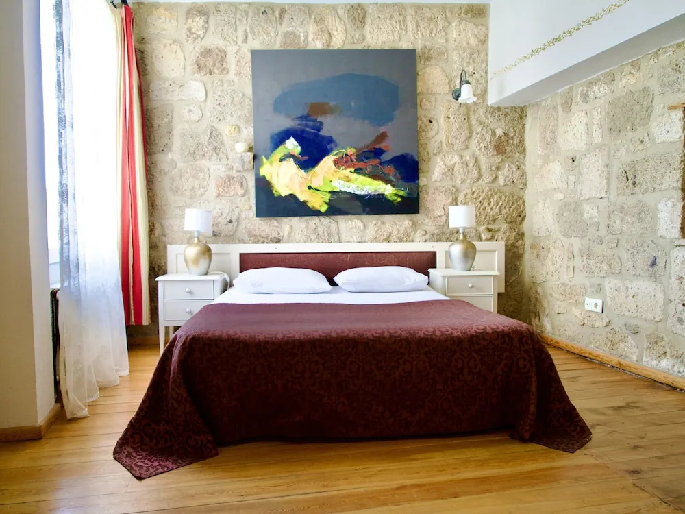 Deluxe Üç Kişilik Oda