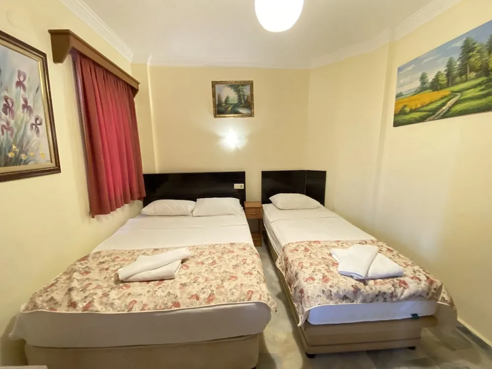 Standard Üç Kişilik Oda