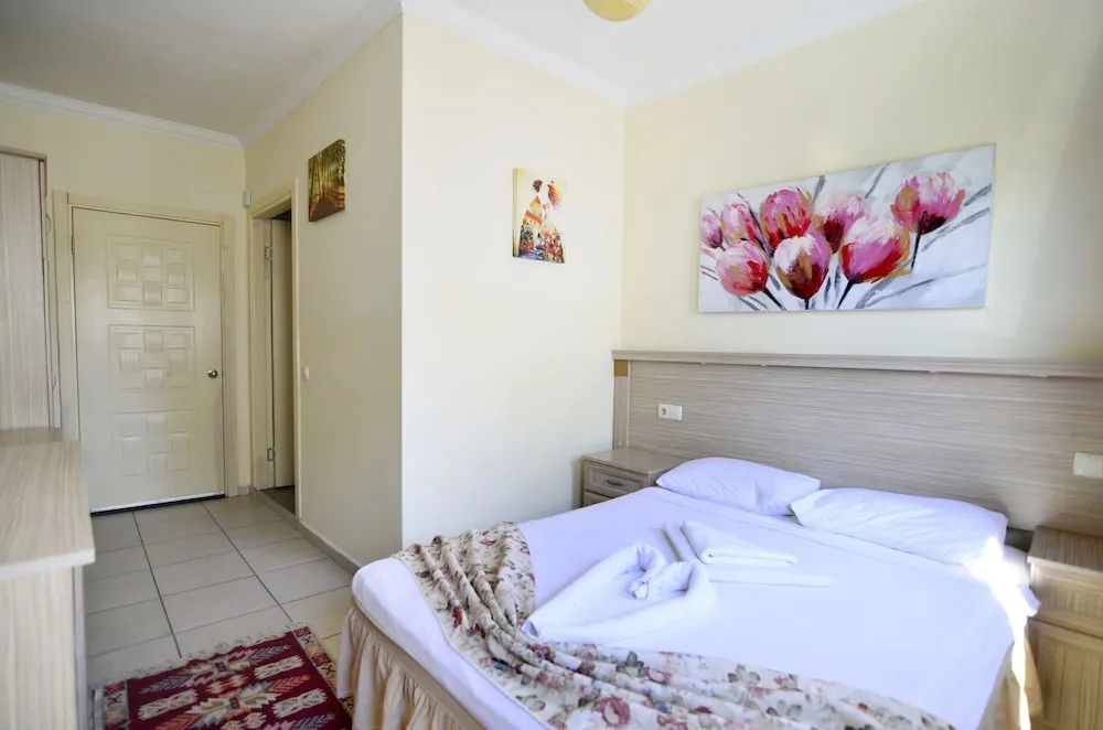 Deluxe Üç Kişilik Oda