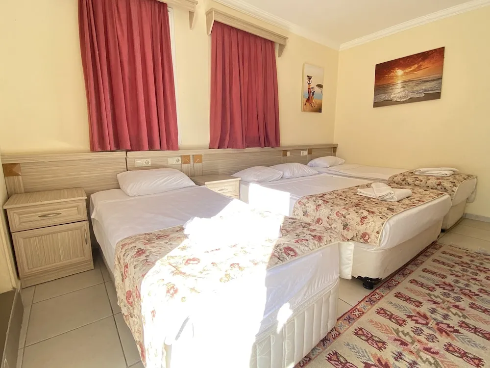 Deluxe Dört Kişilik Oda