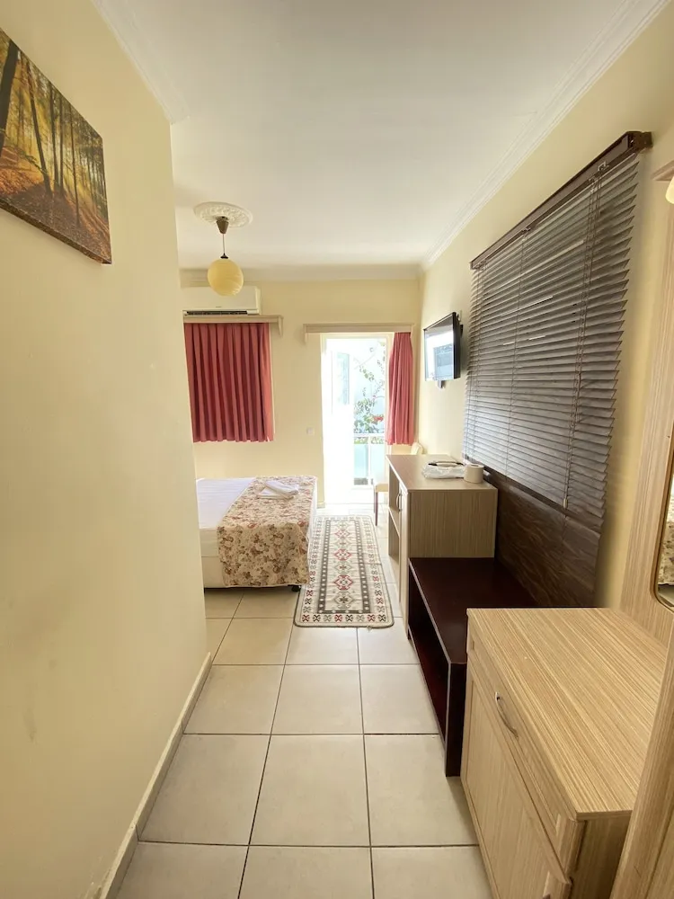 Deluxe Tek Büyük veya İki Ayrı Yataklı Oda