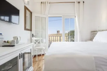 Cunda Piano Otel
