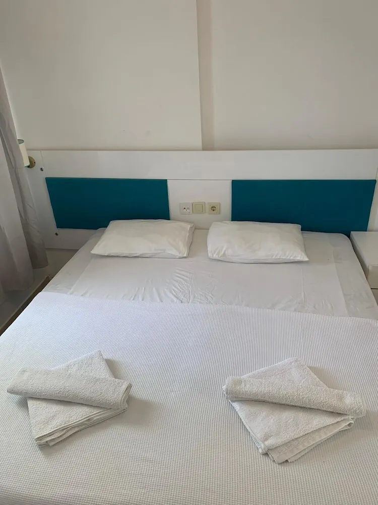 Tek Büyük Yataklı Oda, Bahçe Manzaralı