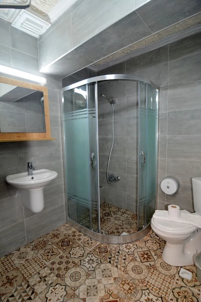 Standard Üç Kişilik Oda