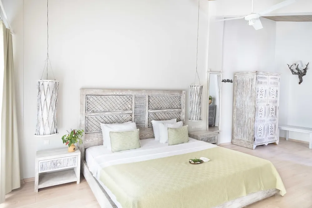 Deluxe Room with Forest View