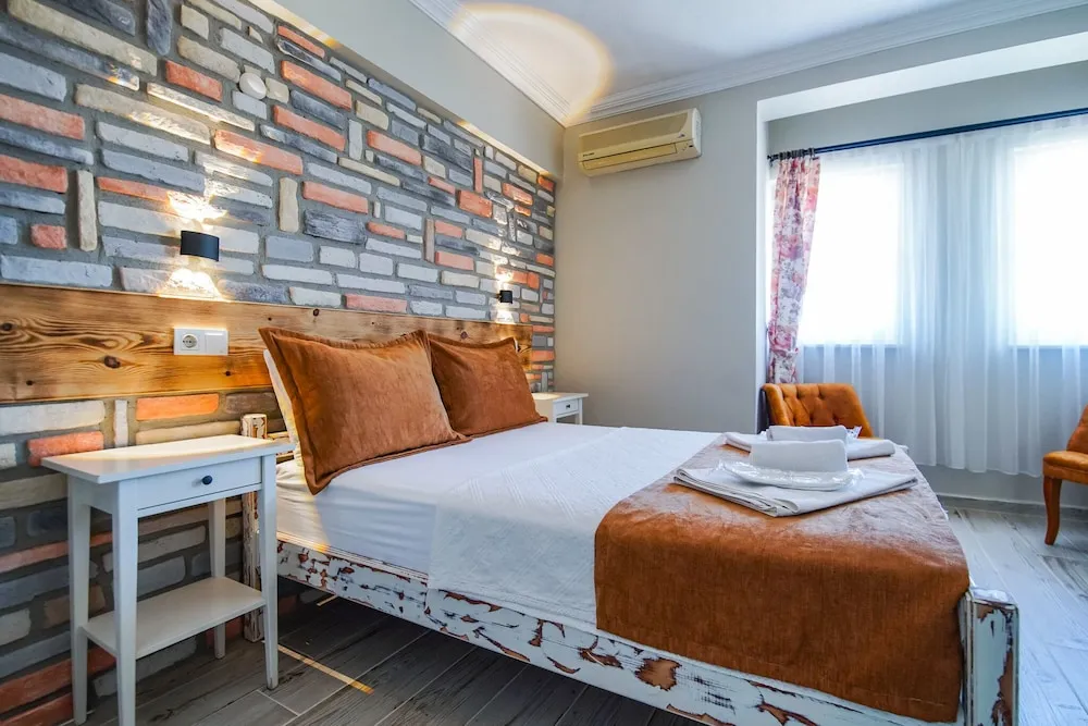 Deluxe Tek Büyük Yataklı Oda, Deniz Manzaralı