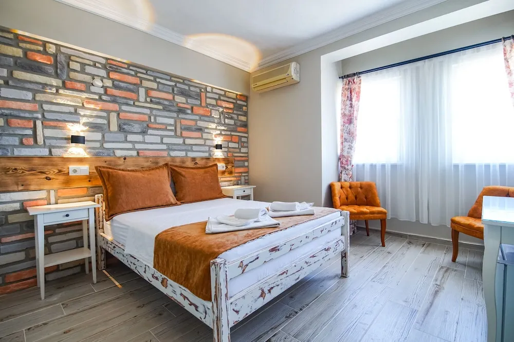 Deluxe Tek Büyük Yataklı Oda, Deniz Manzaralı