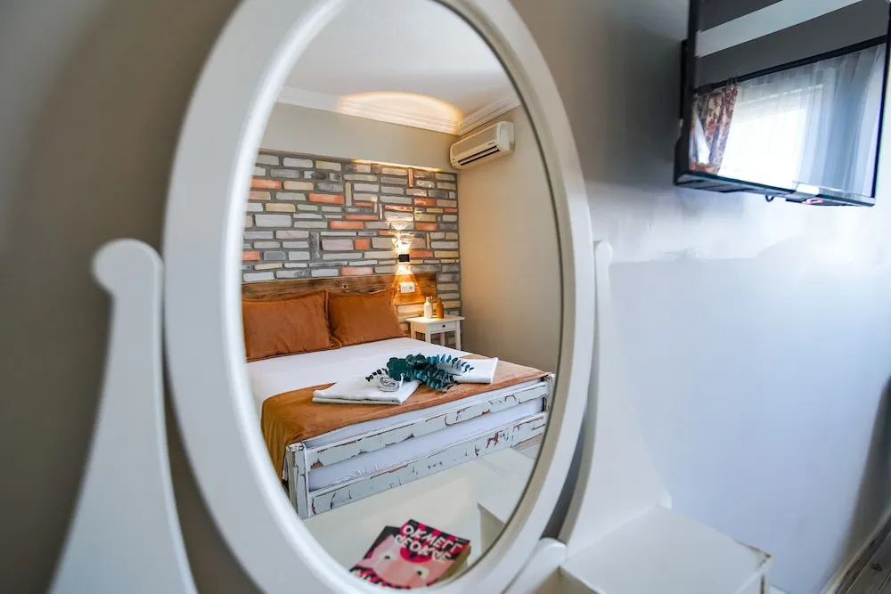 Deluxe Tek Büyük Yataklı Oda, Deniz Manzaralı