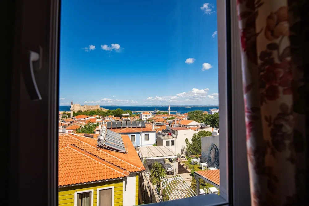 Deluxe Üç Kişilik Oda, Deniz Manzaralı