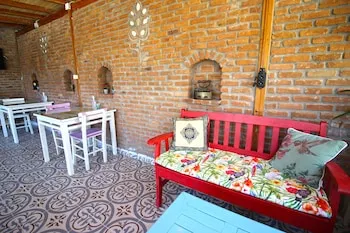 Ilyada Hotel