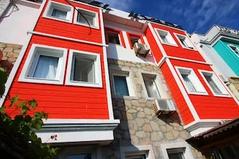 Ilyada Hotel