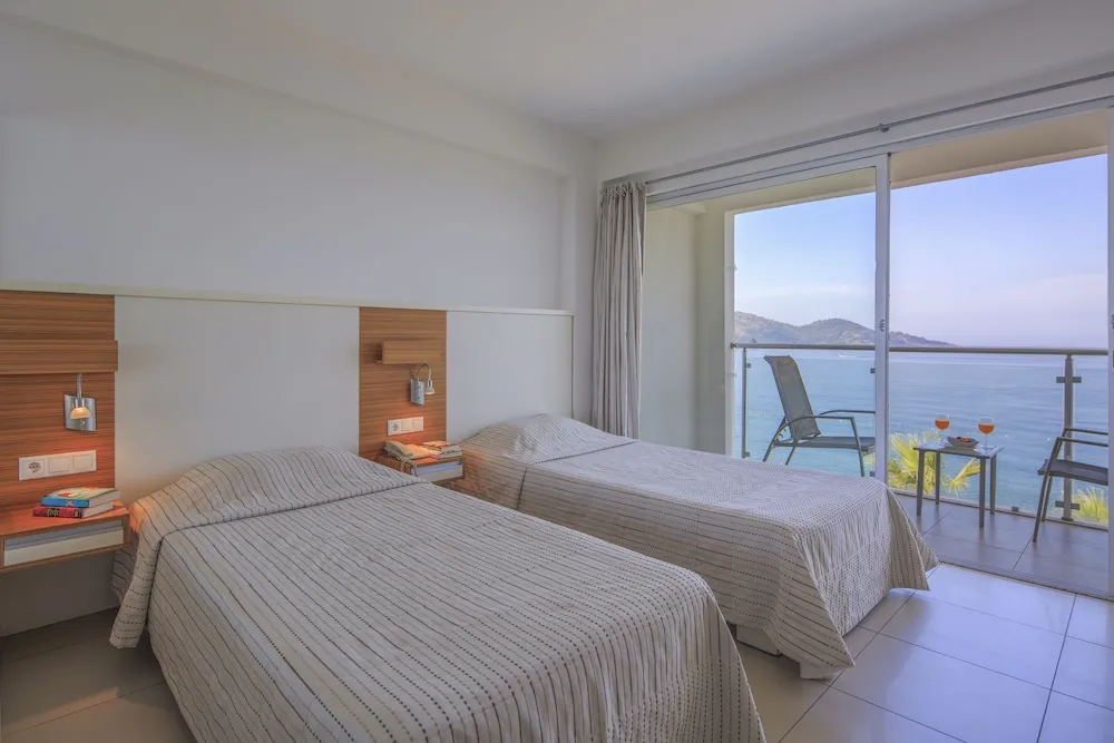 İki Ayrı Yataklı Oda, Deniz Manzaralı
