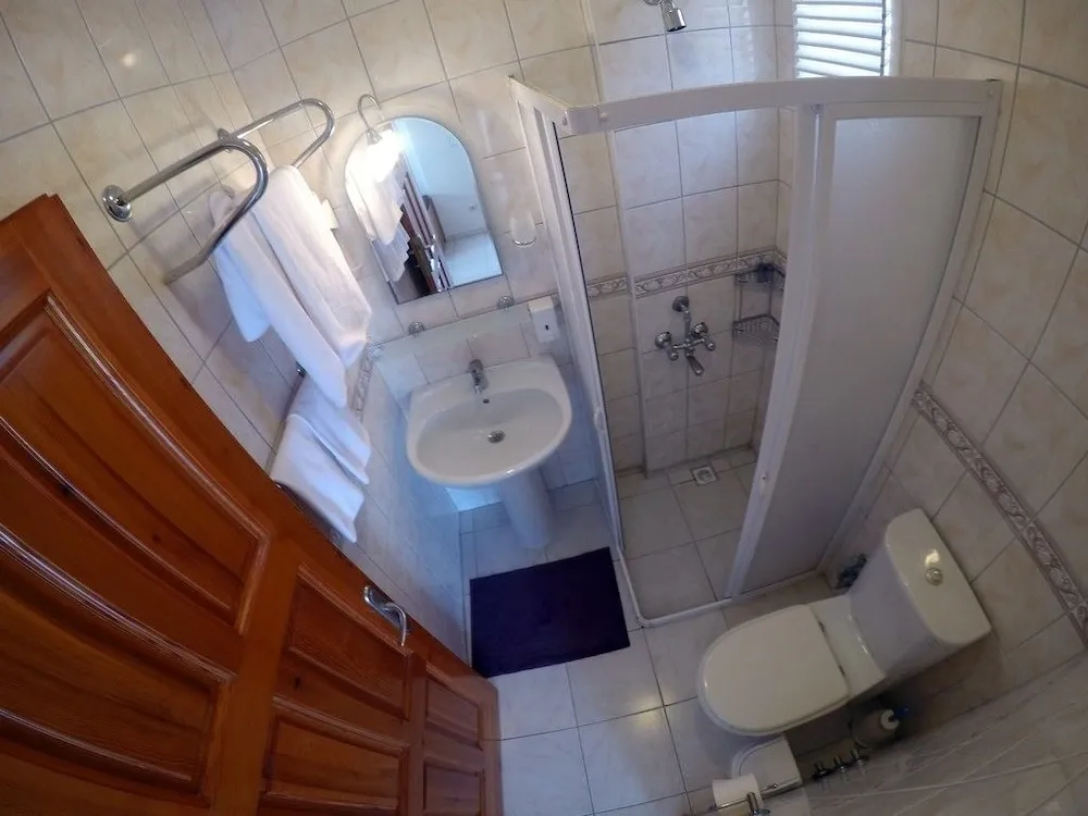 Standard Tek Büyük veya İki Ayrı Yataklı Oda, Balkon, Deniz Manzaralı