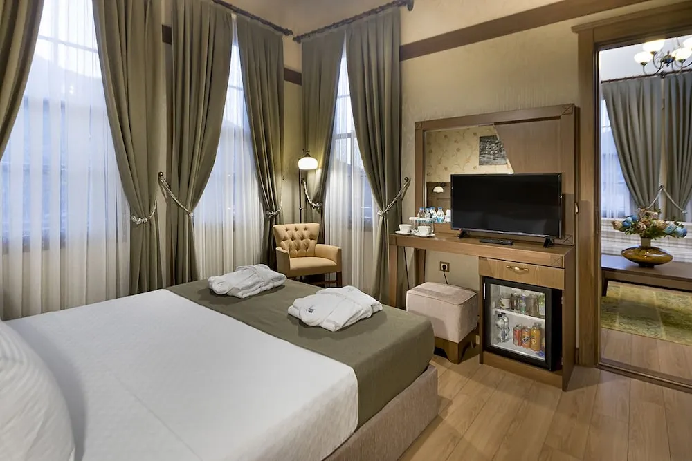 Deluxe Süit, Nehir Manzaralı