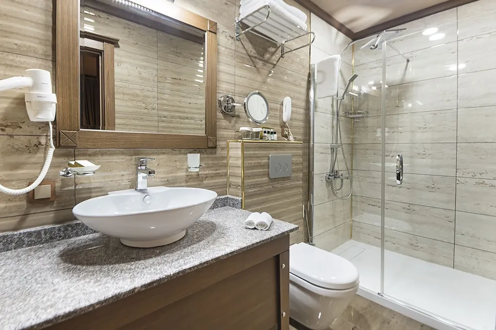 Deluxe Süit, Nehir Manzaralı