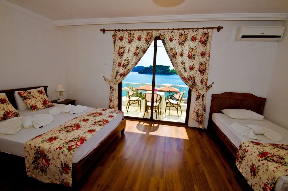 Deluxe Tek Büyük Yataklı Oda, Deniz Manzaralı