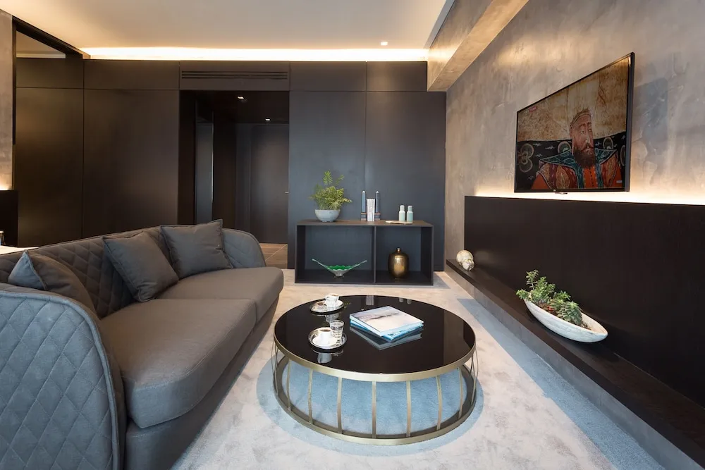 Junior Süit, Sigara İçilmez, Şehir Manzaralı