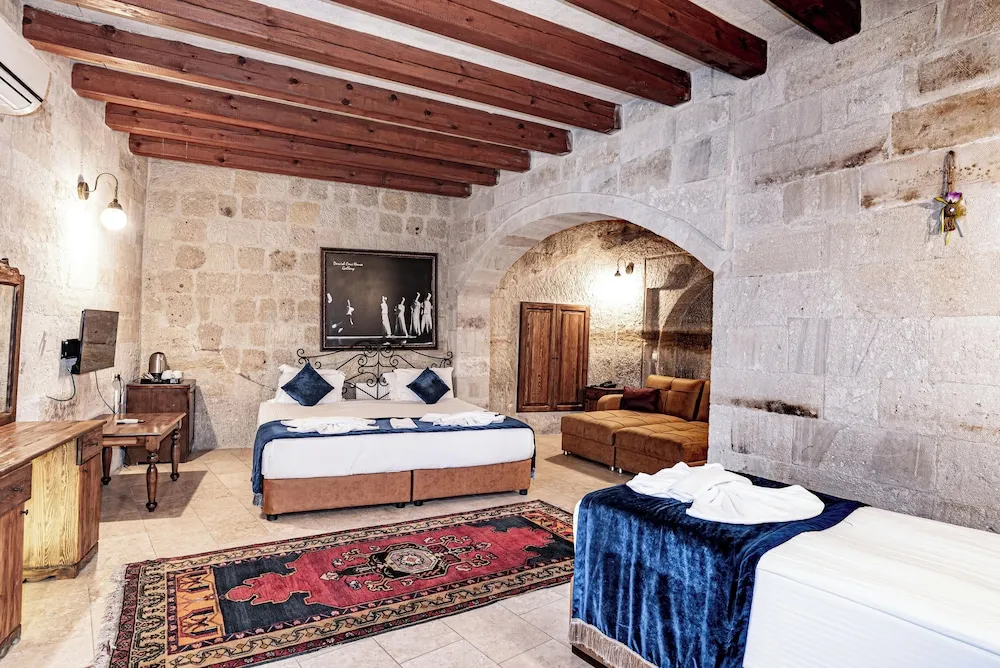 Deluxe Tek Büyük Yataklı Oda