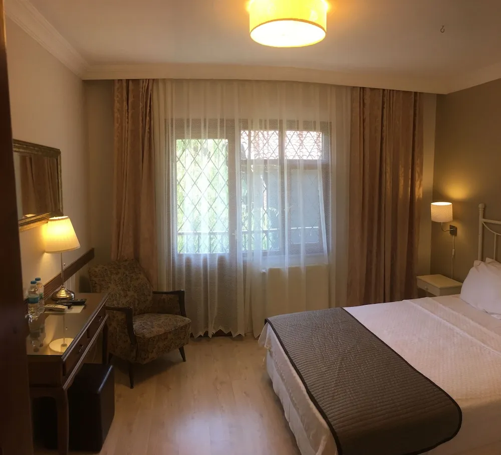 Oda, Balkon, Dağ Manzaralı