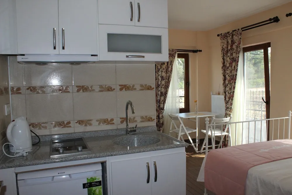 Deluxe Tek Büyük Yataklı Oda, 1 Çift Kişilik Yatak, Deniz Manzaralı